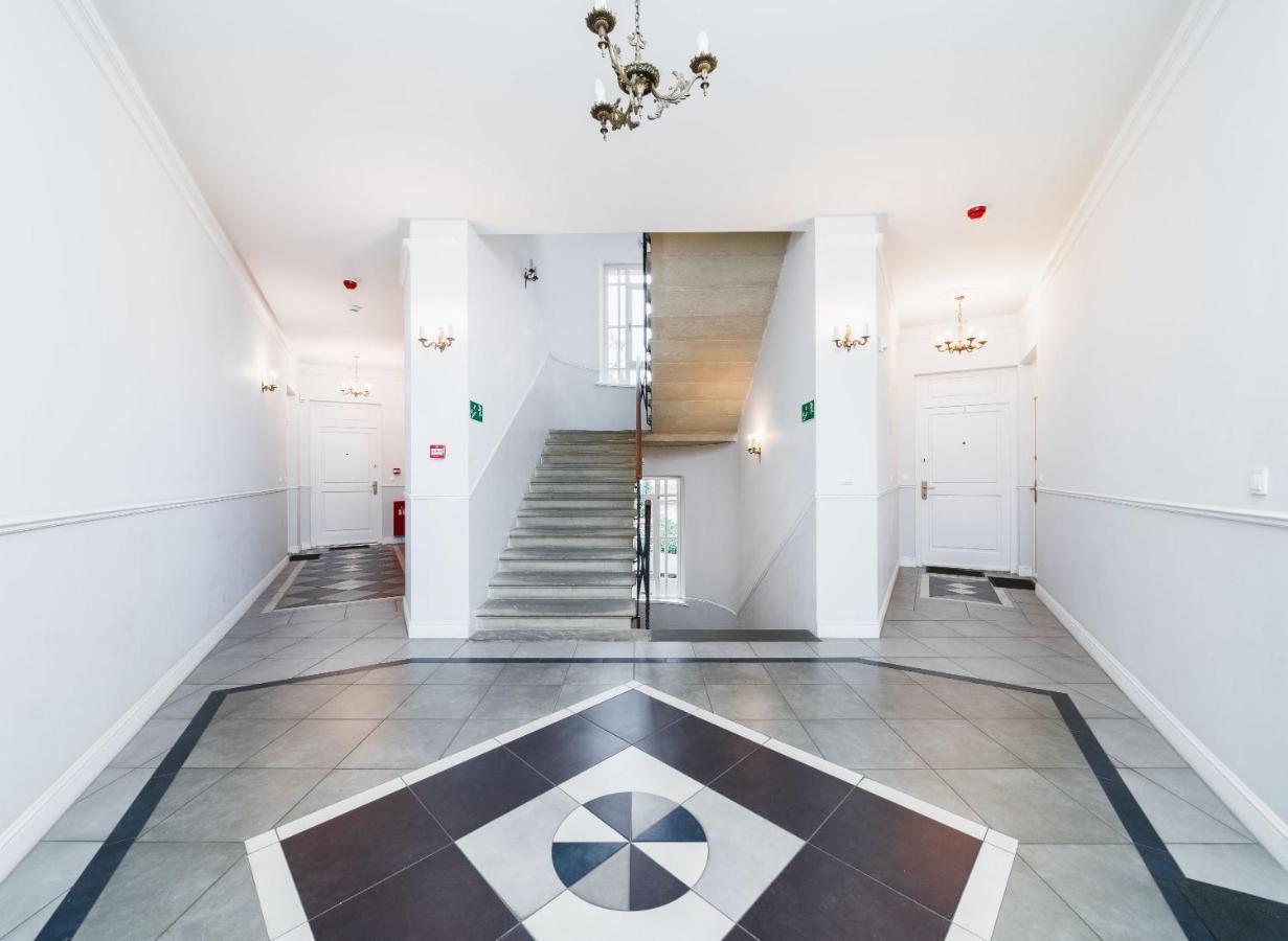 Classy Old Town - By Upstairs Apartament *