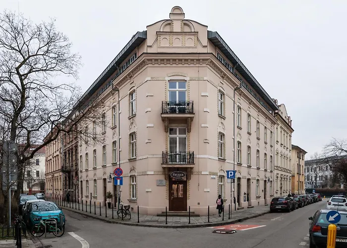 Classy Old Town Suites - By Upstairs